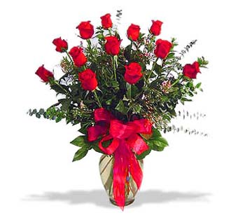 çiçek siparisi 11 adet kirmizi gül cam vazo  Sakarya İnternetten çiçek siparişi 